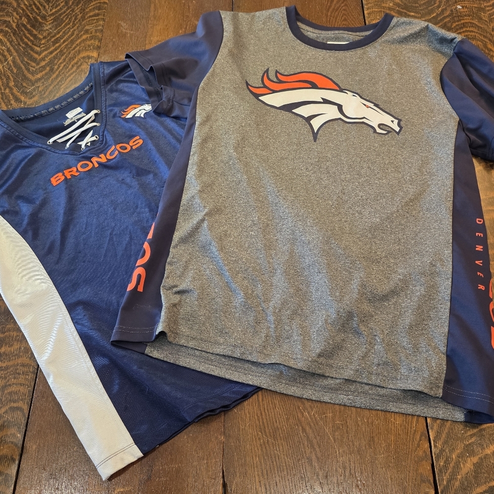 Set of 2 Broncos Women's Short Sleeve Tees - Gray, Blue, and Orange ‎ Sz L